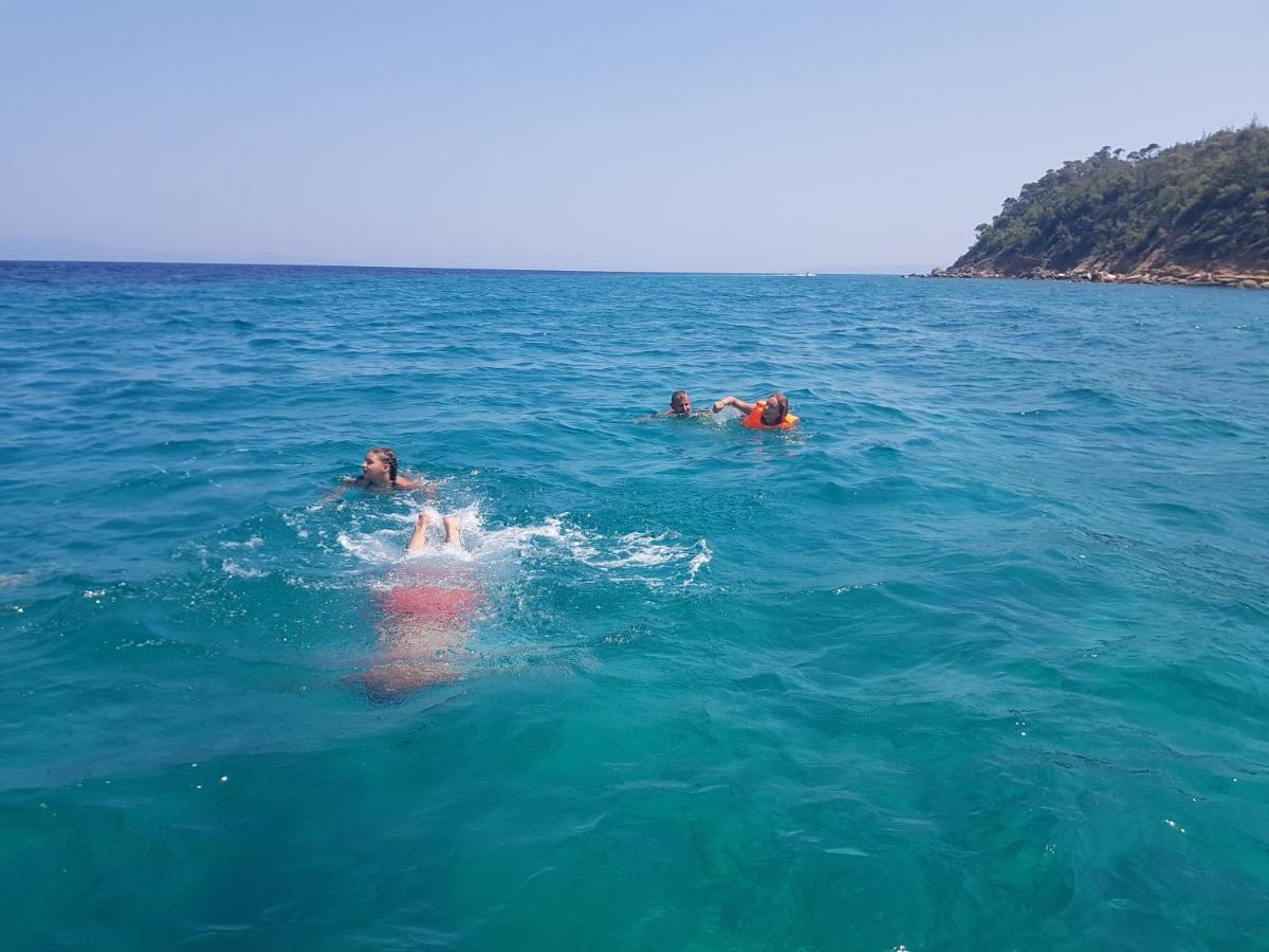 Halkidiki Rooms Néa Fókaia Zewnętrze zdjęcie