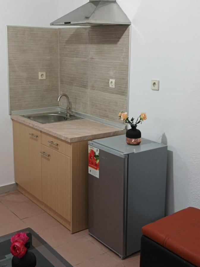 Halkidiki Rooms Néa Fókaia Zewnętrze zdjęcie